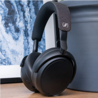 Sennheiser MOMENTUM 4 WIRELESS 3